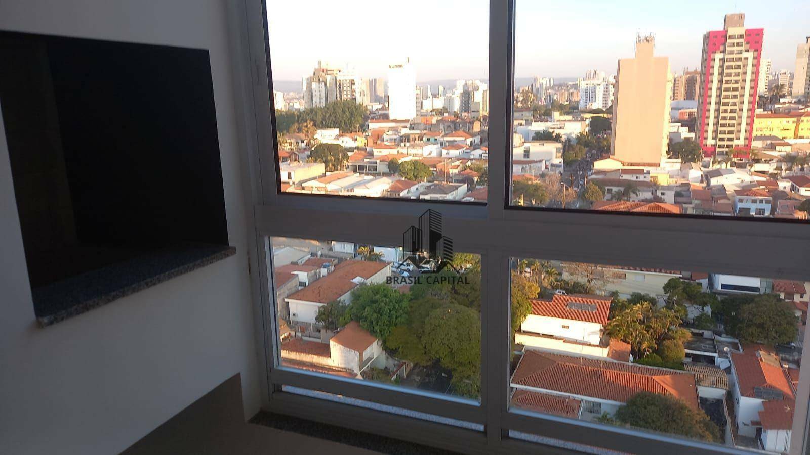 Apartamento à venda com 2 quartos, 65m² - Foto 1