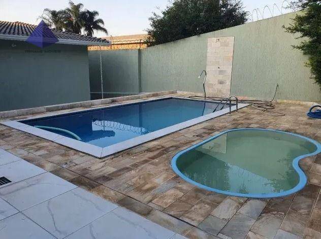 Casa à venda com 3 quartos, 520M2 - Foto 2