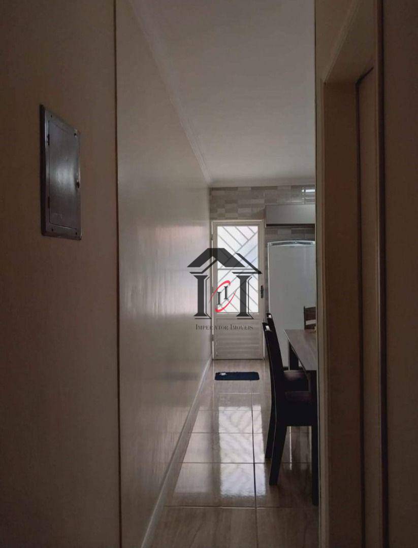 Casa à venda com 2 quartos, 118m² - Foto 3