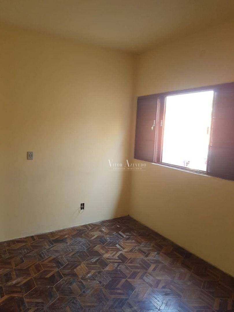 Casa à venda com 2 quartos, 190m² - Foto 14