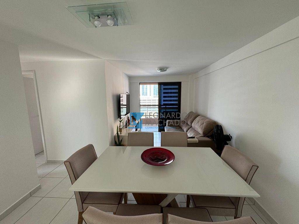 Apartamento à venda com 3 quartos, 65m² - Foto 2