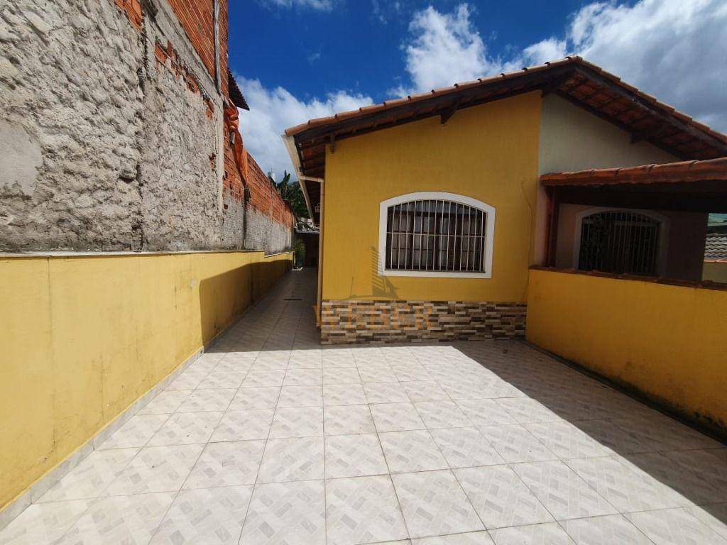 Casa à venda com 2 quartos, 100m² - Foto 2