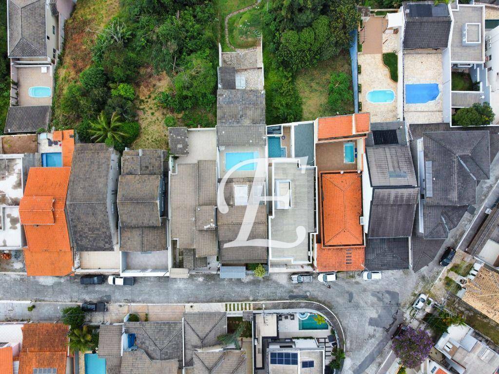 Casa de Condomínio à venda com 3 quartos, 290m² - Foto 7