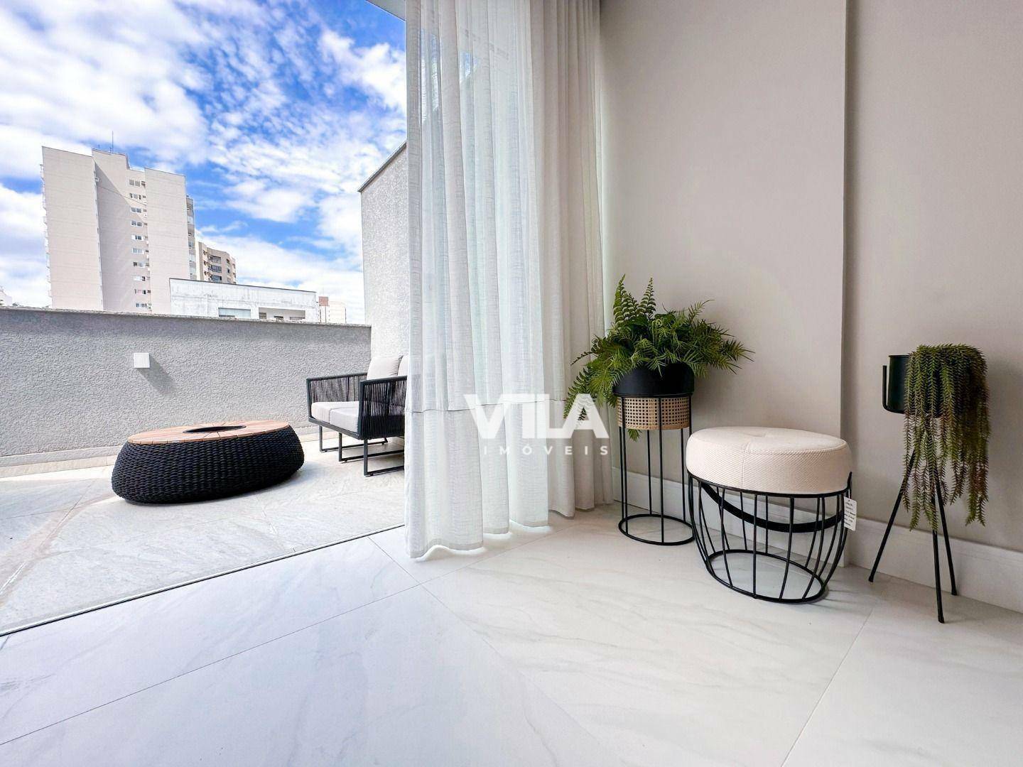 Apartamento à venda com 3 quartos, 130m² - Foto 11