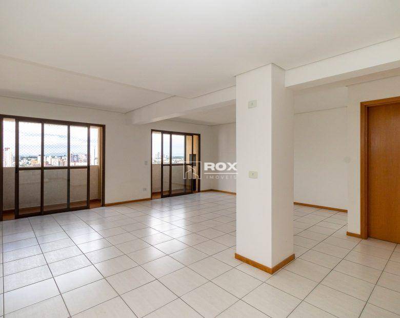 Apartamento à venda com 2 quartos, 123m² - Foto 2