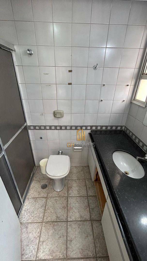 Apartamento à venda com 3 quartos, 221m² - Foto 8