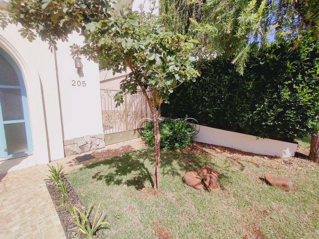 Casa de Condomínio para alugar com 2 quartos, 194m² - Foto 4