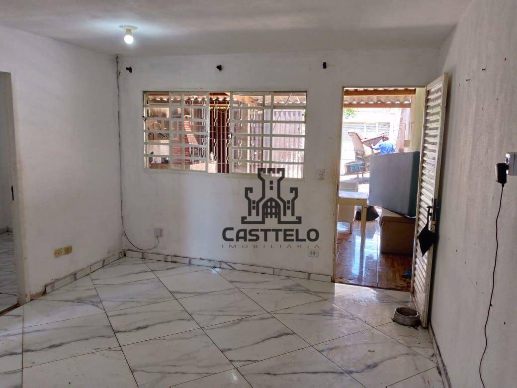 Casa à venda com 3 quartos, 70m² - Foto 20