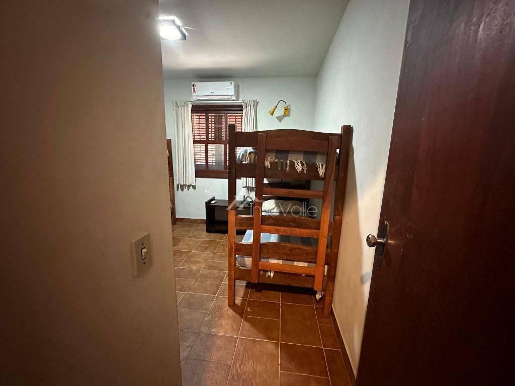 Casa à venda com 3 quartos, 200m² - Foto 16