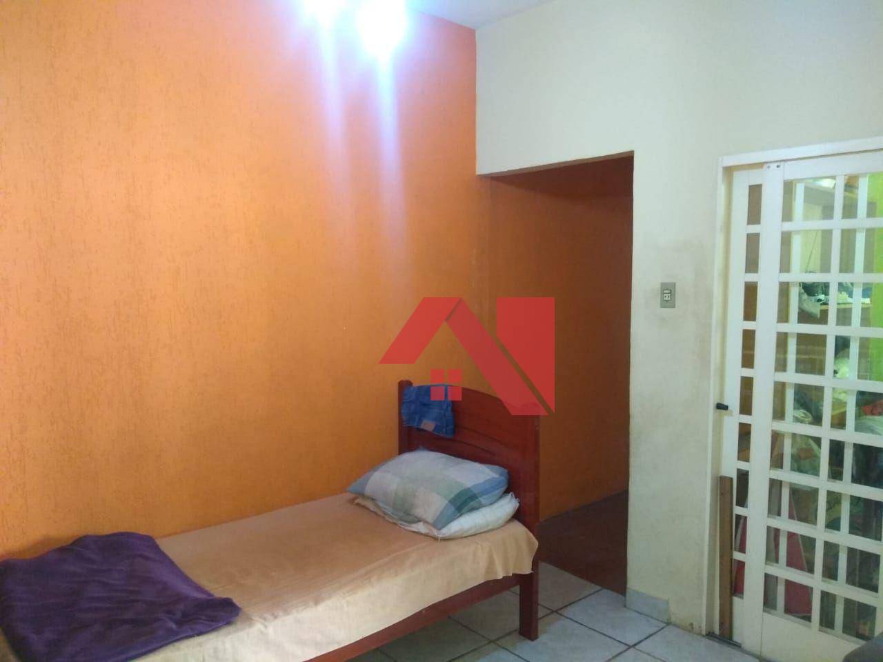 Casa à venda com 1 quarto, 56m² - Foto 4