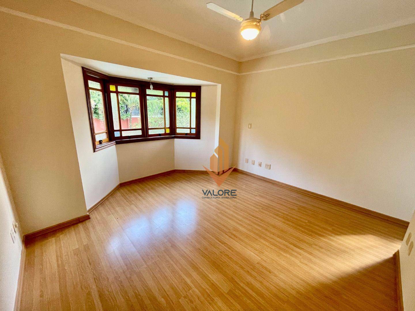 Casa de Condomínio à venda com 4 quartos, 350m² - Foto 97