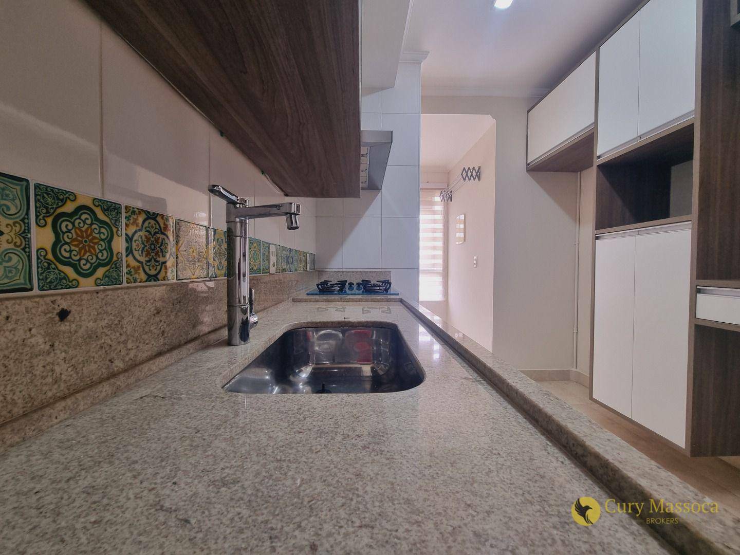 Apartamento para alugar com 2 quartos, 65m² - Foto 14