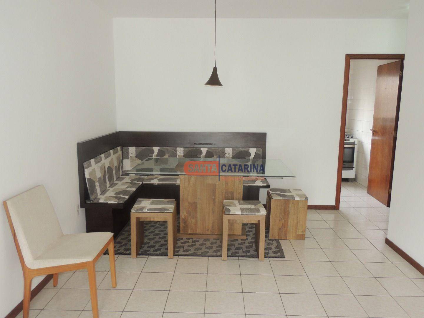 Apartamento à venda com 2 quartos, 89m² - Foto 4