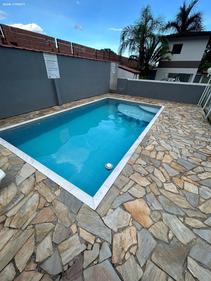 Casa de Condomínio à venda com 3 quartos, 111m² - Foto 3