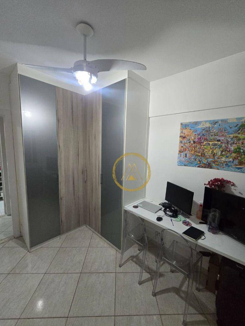 Apartamento à venda com 2 quartos, 65m² - Foto 14