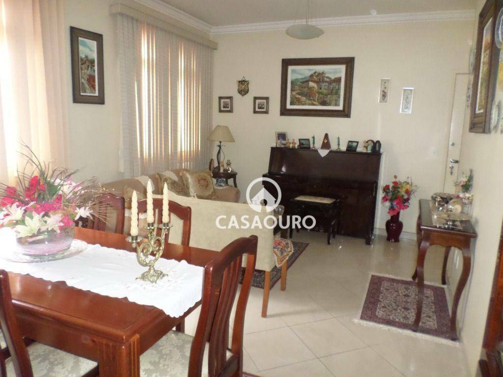 Apartamento à venda com 3 quartos, 95m² - Foto 2