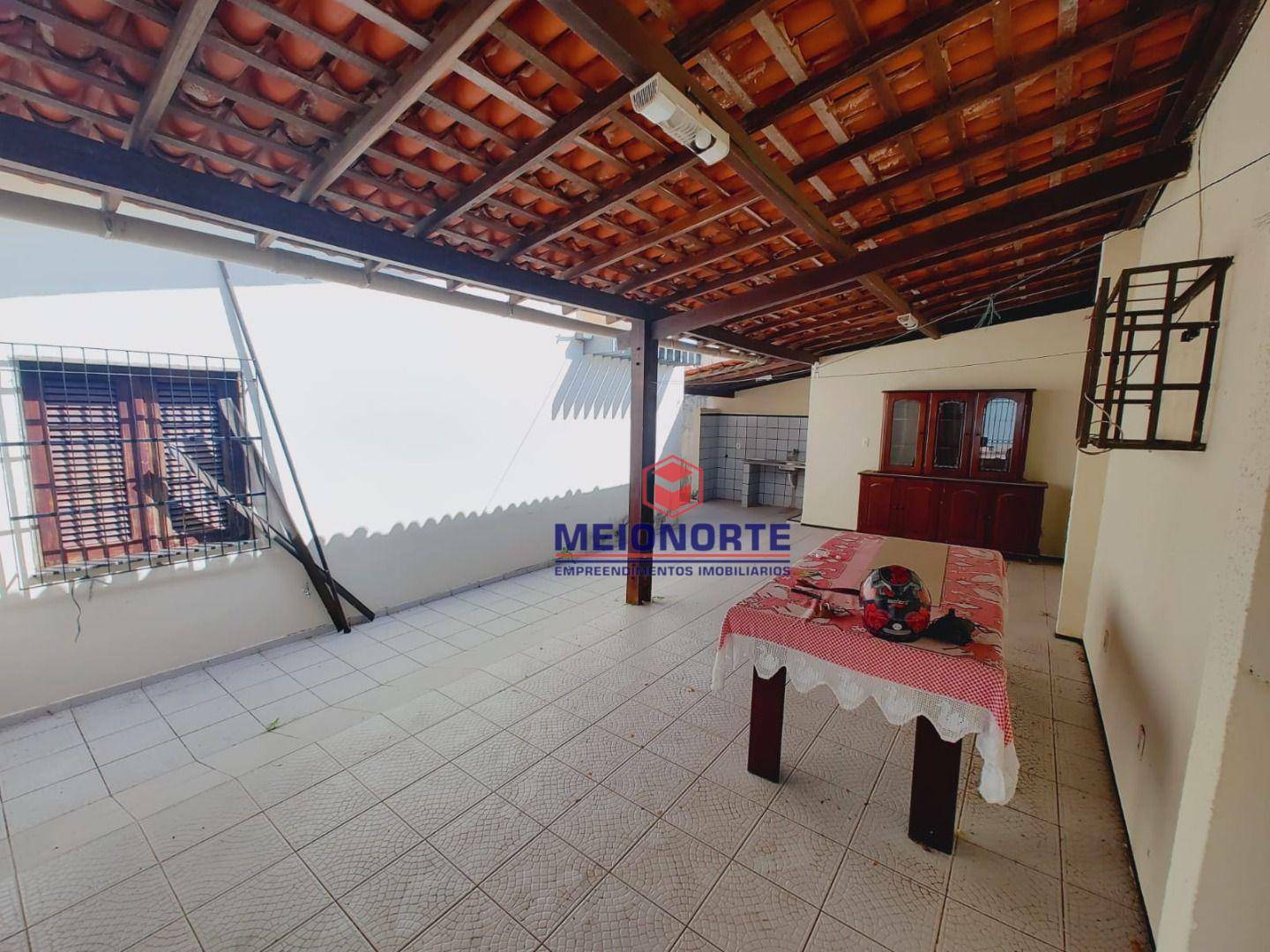 Casa à venda com 3 quartos, 120m² - Foto 4