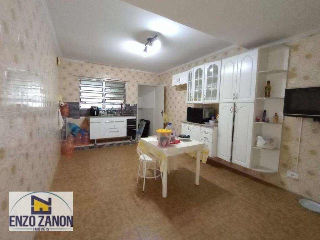 Sobrado à venda com 2 quartos, 126m² - Foto 4