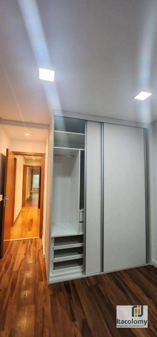 Apartamento à venda com 4 quartos, 156m² - Foto 30