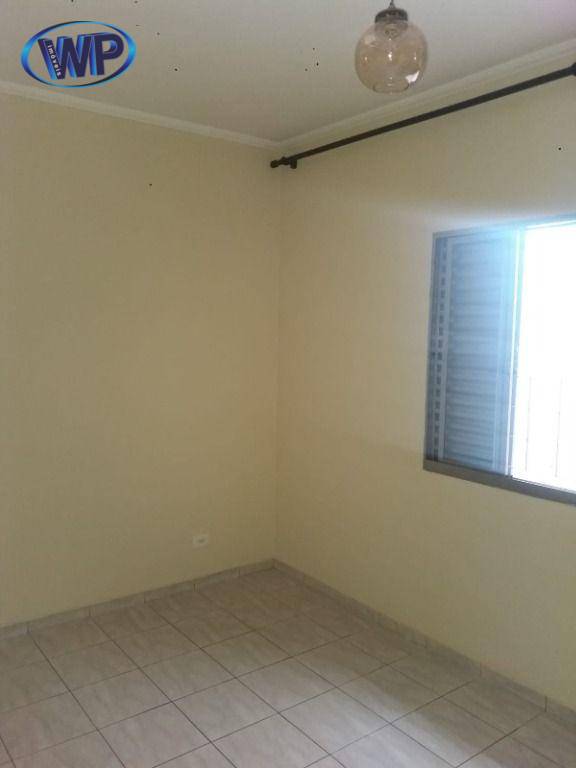 Casa para alugar com 4 quartos, 160m² - Foto 5