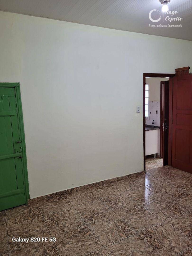 Casa à venda com 3 quartos, 120m² - Foto 15