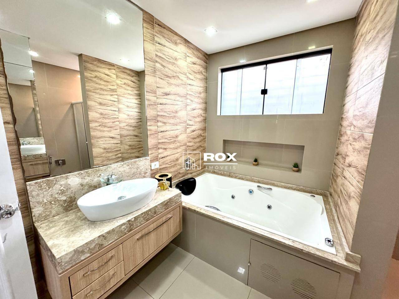 Casa para alugar com 7 quartos, 540m² - Foto 6