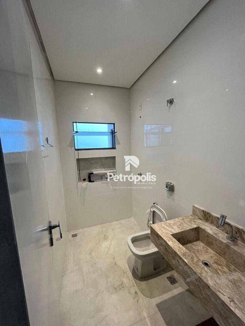 Casa à venda com 6 quartos, 377m² - Foto 15