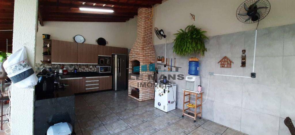 Chácara à venda com 3 quartos, 130m² - Foto 21