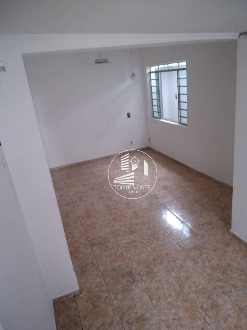 Casa à venda com 3 quartos, 190m² - Foto 13