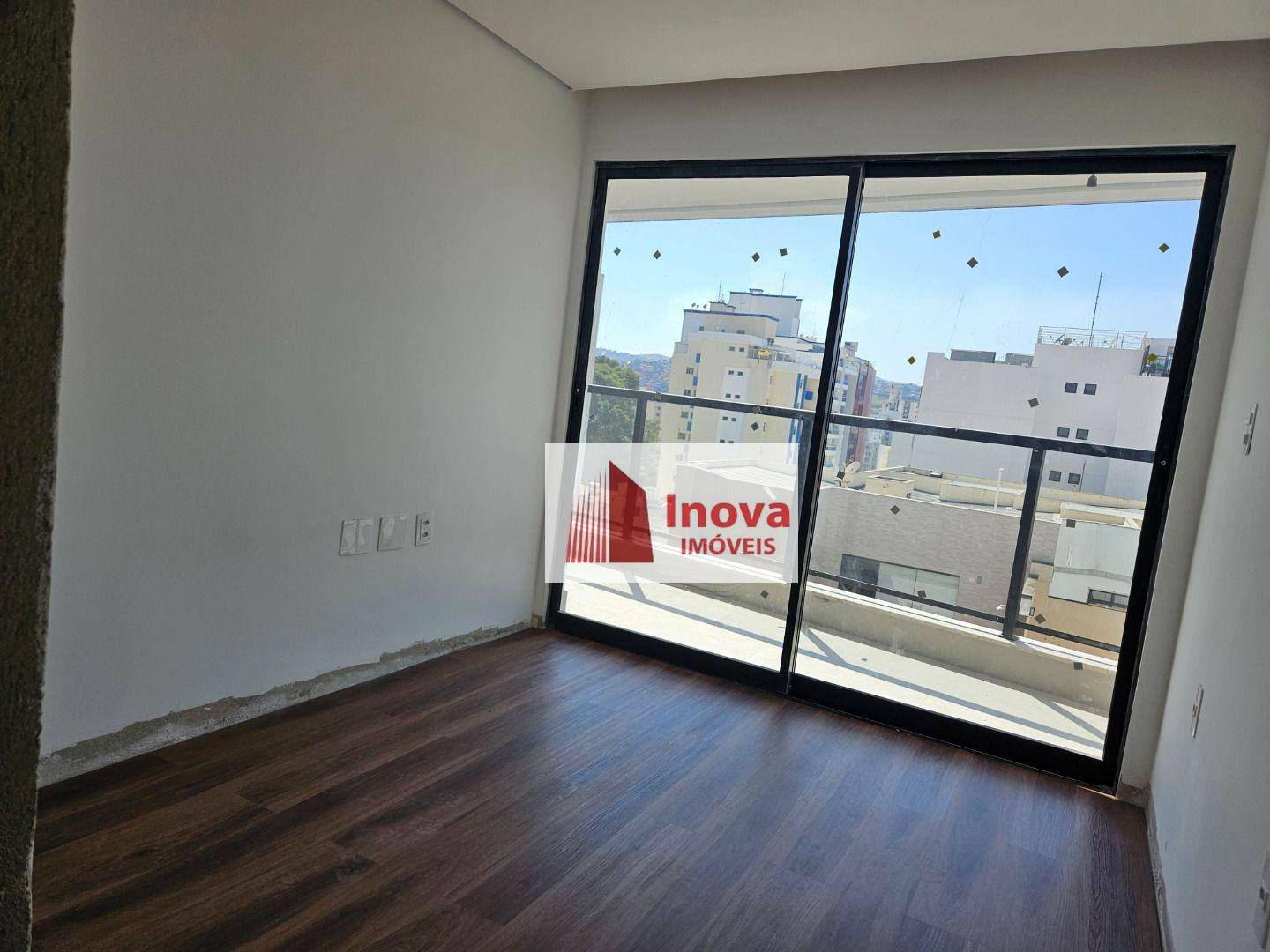 Apartamento à venda com 3 quartos, 100m² - Foto 11