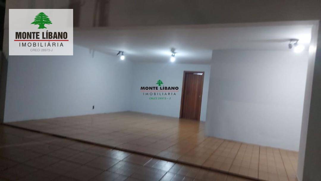 Casa à venda com 3 quartos, 409m² - Foto 1