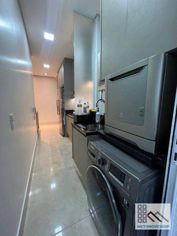 Apartamento à venda com 3 quartos, 180m² - Foto 12