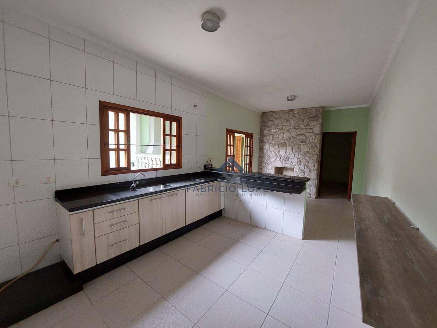 Casa à venda com 2 quartos, 82m² - Foto 2