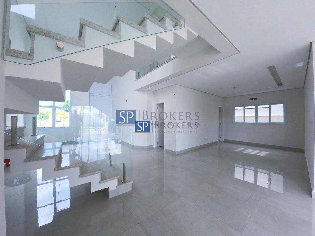 Casa de Condomínio à venda com 3 quartos, 292m² - Foto 4