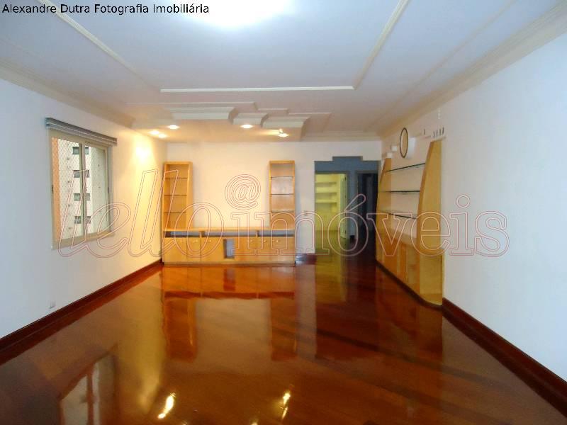 Apartamento para alugar com 3 quartos, 238m² - Foto 1