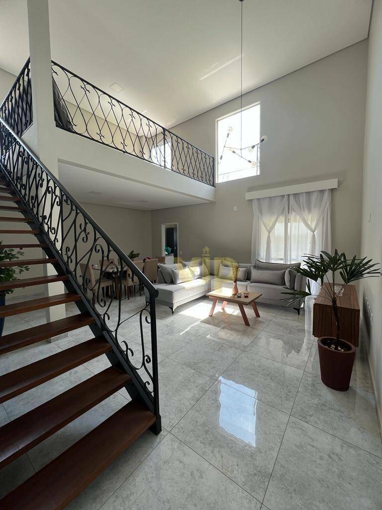 Chácara, 4 quartos, 5000 m² - Foto 1