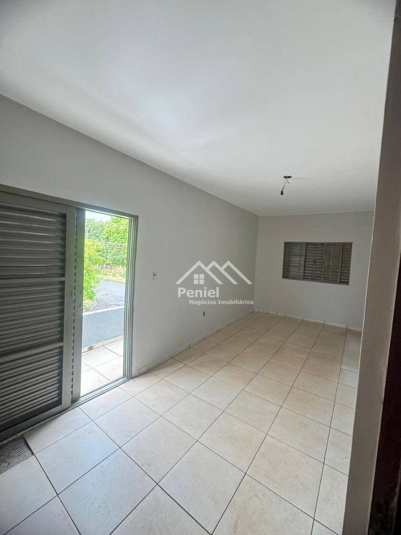 Casa à venda com 4 quartos, 210m² - Foto 1