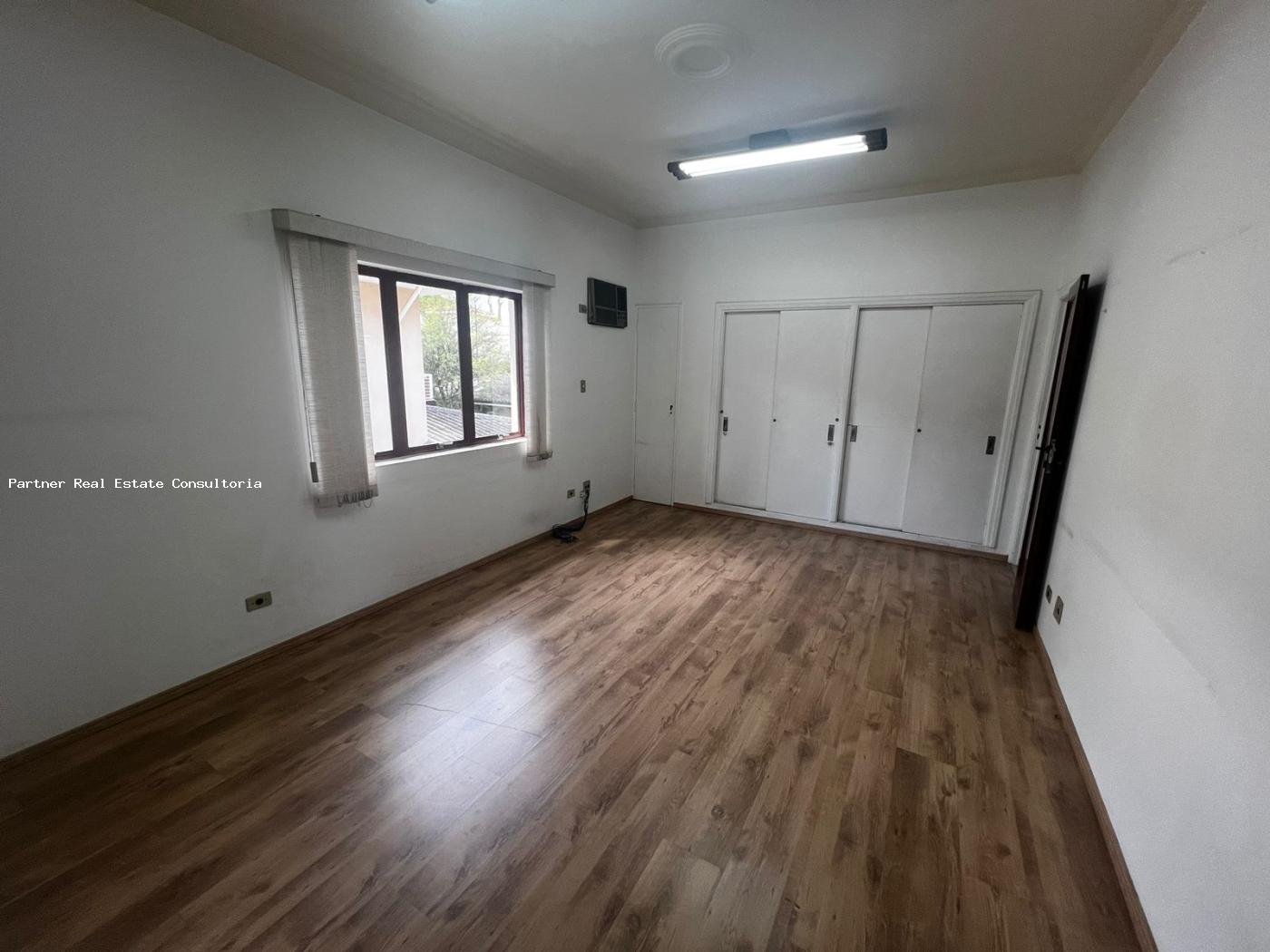 Casa à venda com 14 quartos, 600m² - Foto 12