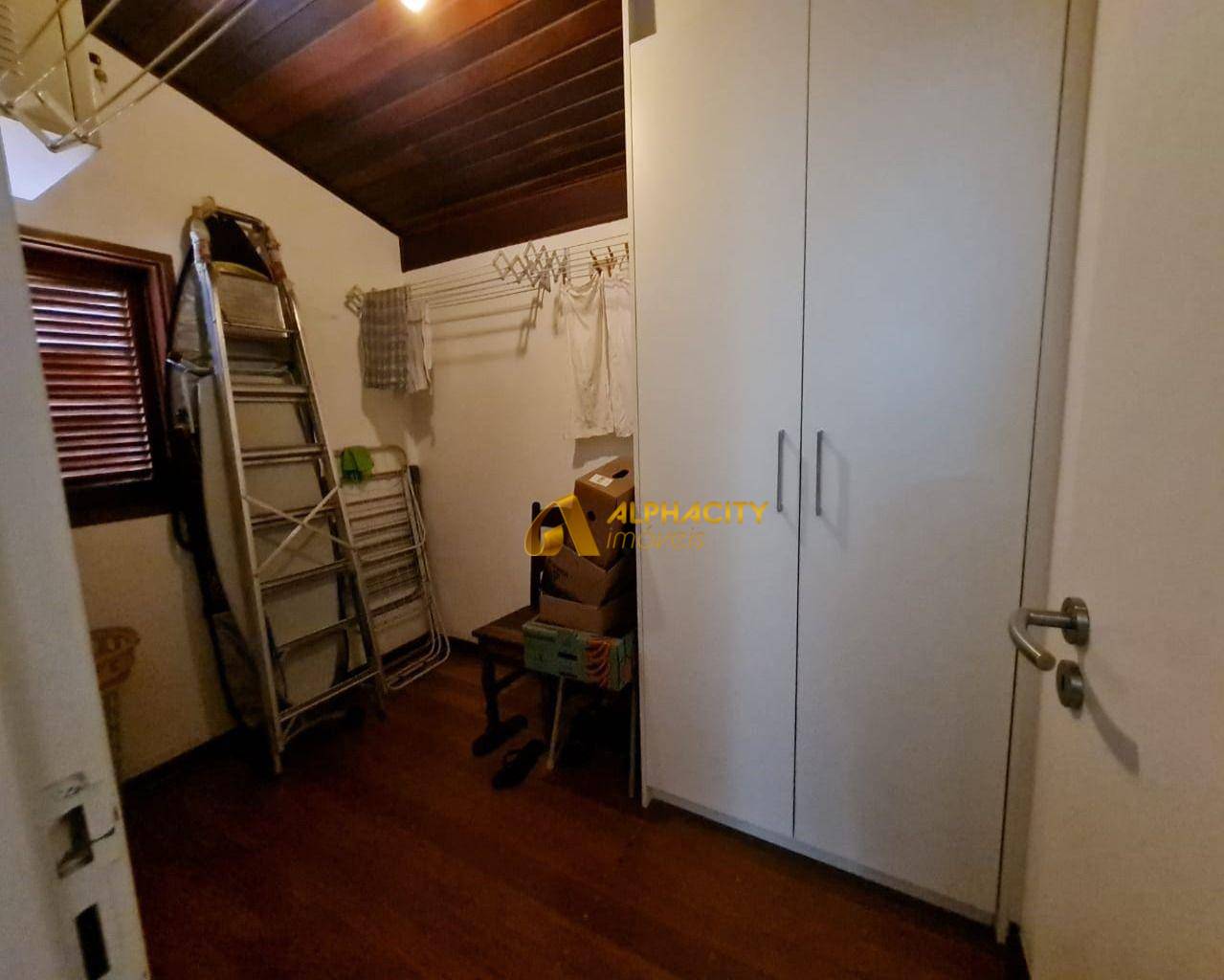 Casa de Condomínio à venda com 3 quartos, 300m² - Foto 44