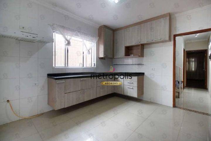 Sobrado à venda com 2 quartos, 250m² - Foto 8