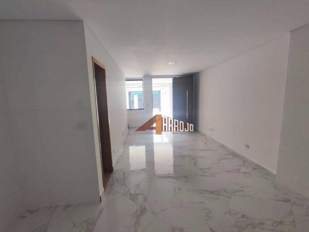 Sobrado à venda com 3 quartos, 140m² - Foto 2