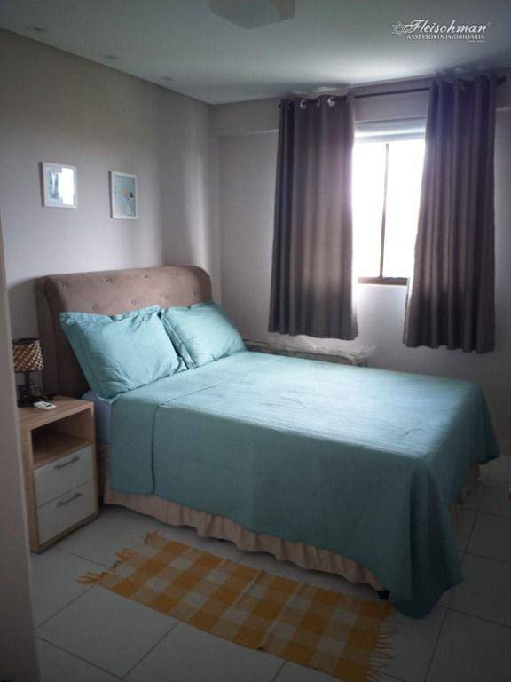 Apartamento à venda com 2 quartos, 62m² - Foto 3