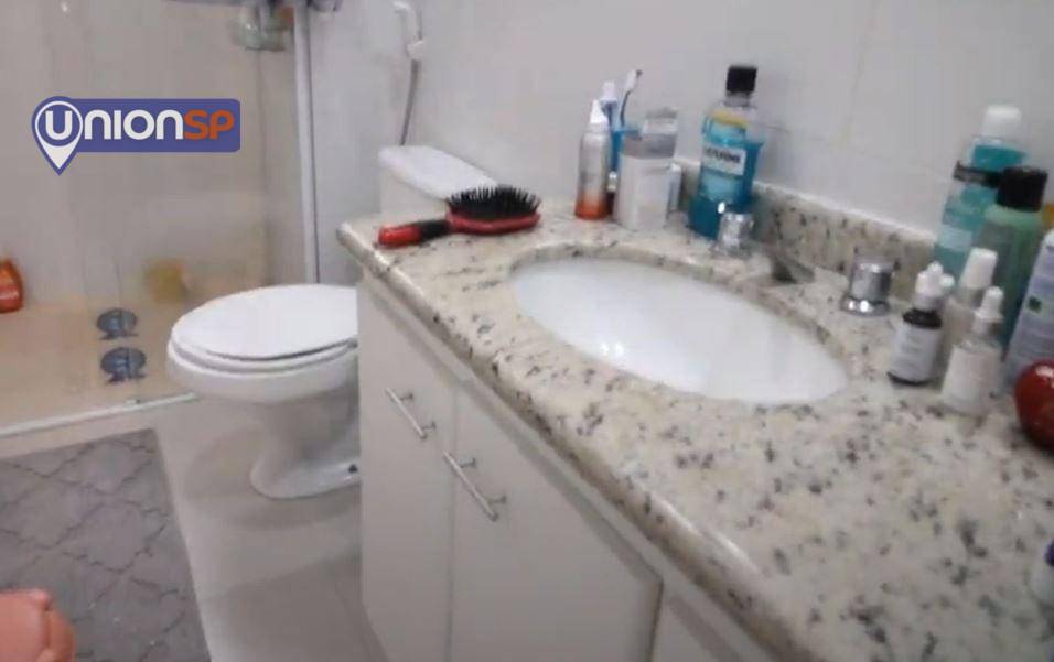 Apartamento à venda com 2 quartos, 67m² - Foto 7