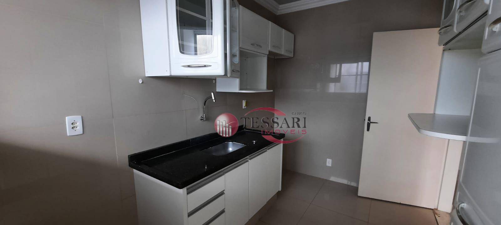 Apartamento para alugar com 3 quartos, 90m² - Foto 11