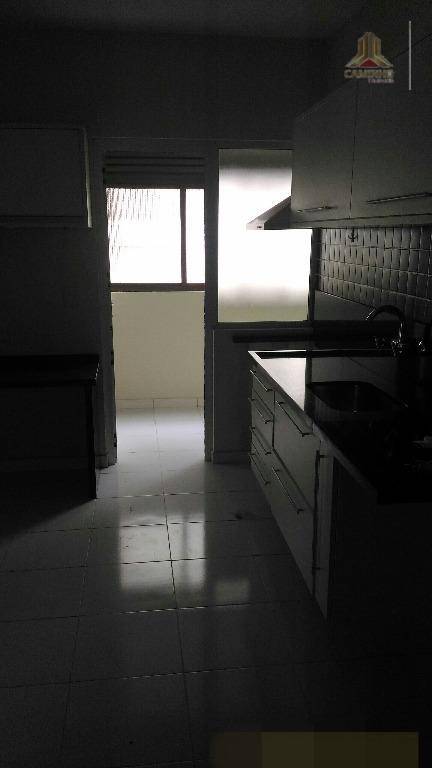 Apartamento à venda com 3 quartos, 121m² - Foto 8