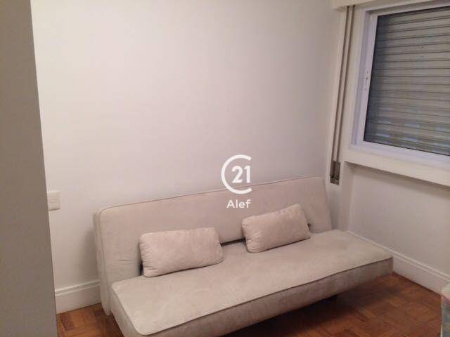 Apartamento para alugar com 3 quartos, 130m² - Foto 17