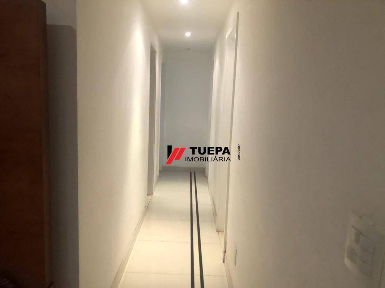 Apartamento à venda com 3 quartos, 130m² - Foto 11