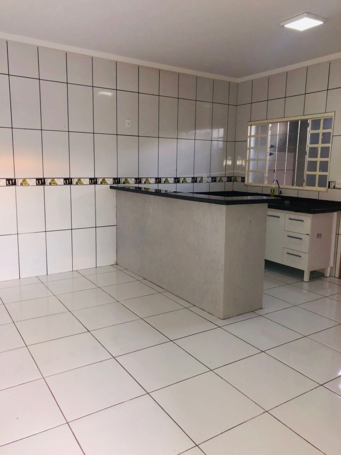 Casa à venda com 3 quartos, 255m² - Foto 4