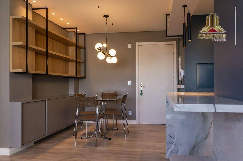 Apartamento à venda com 2 quartos, 64m² - Foto 3