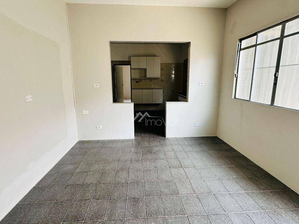 Casa à venda com 2 quartos, 60m² - Foto 1